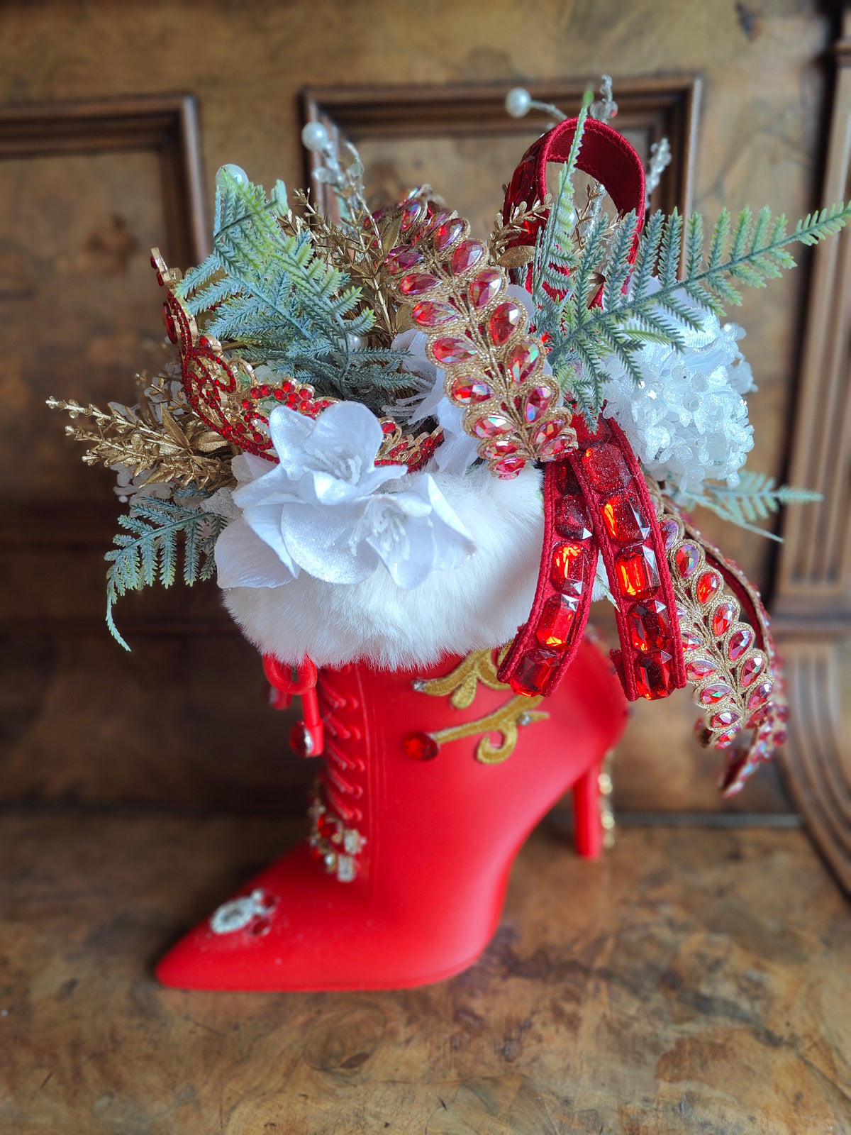 Red shoe Mrs Claus boot