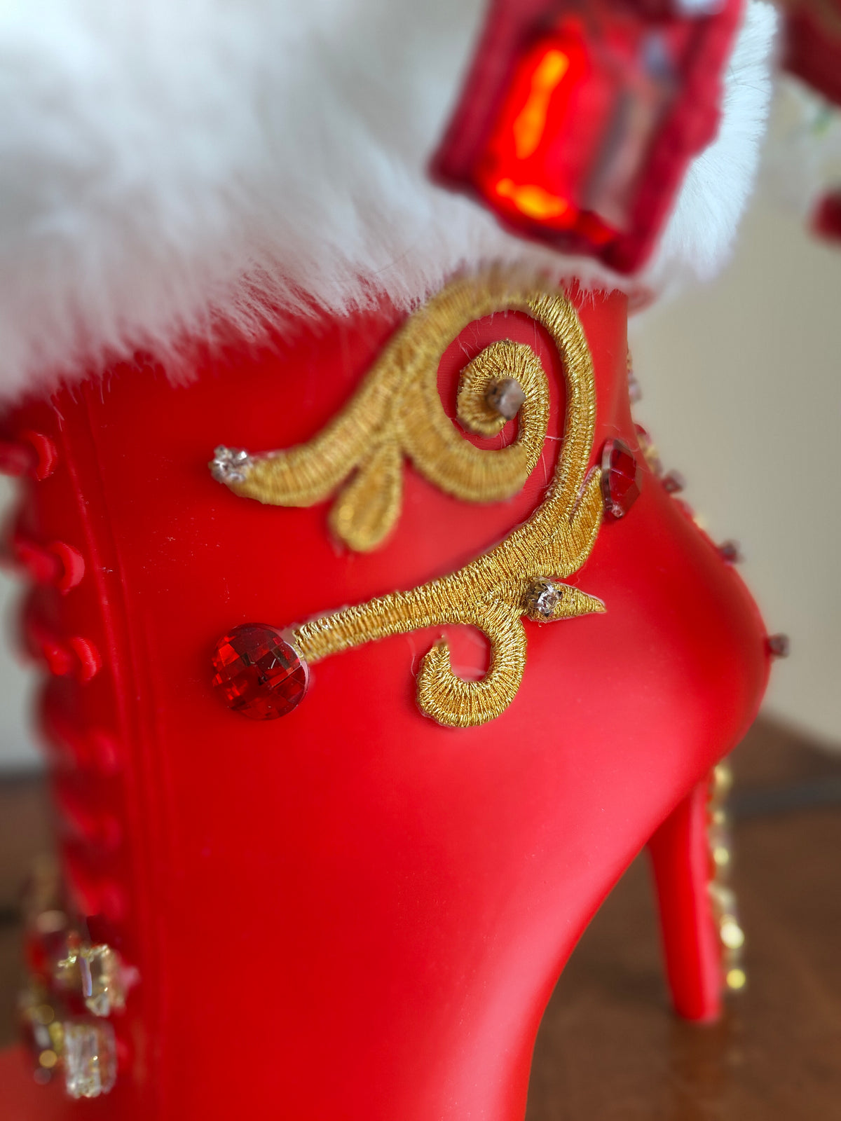 Red shoe Mrs Claus boot