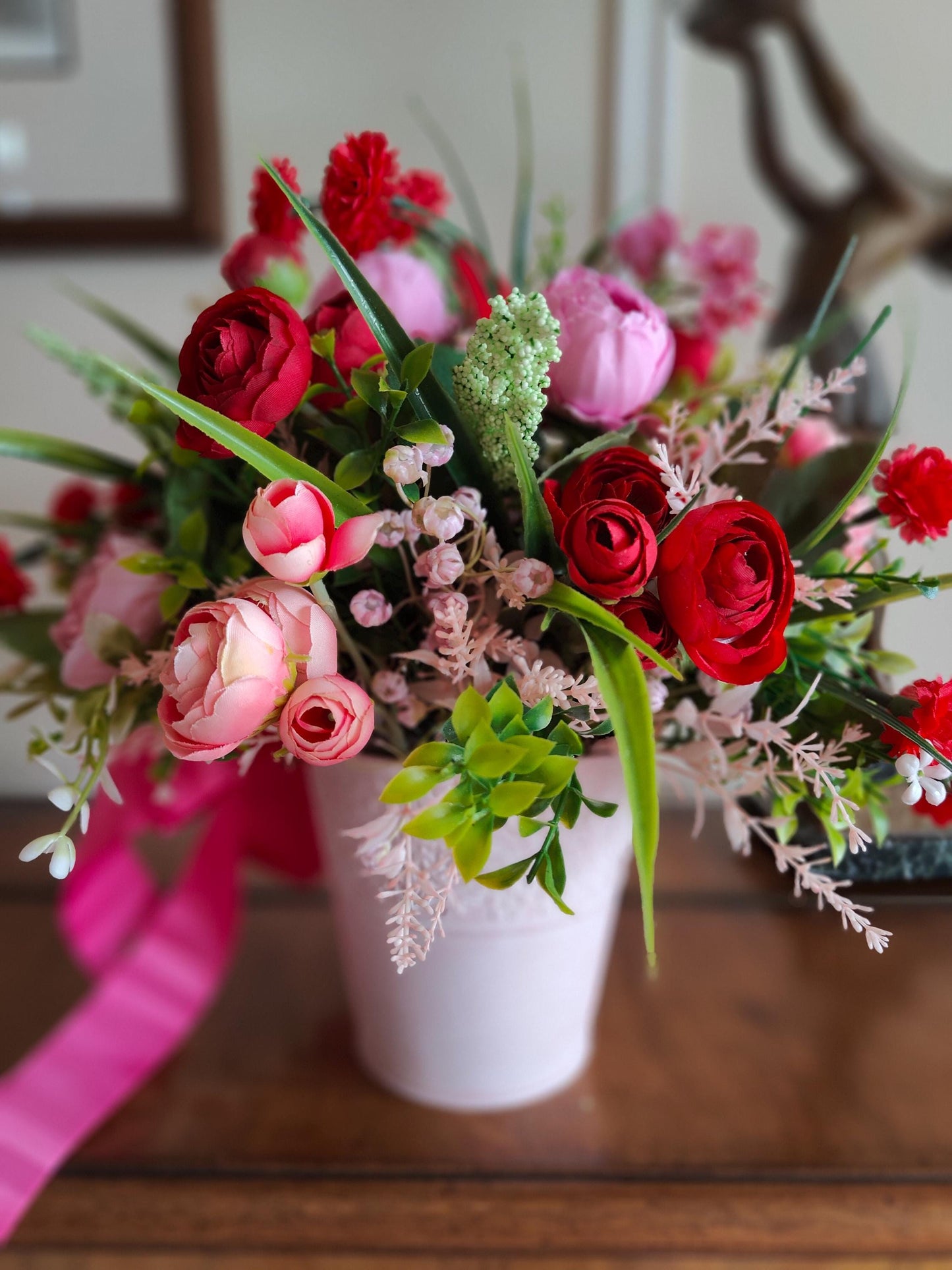 Flower arrangement pink red display tablecentre gift birthday yellow flowers Spring Summer anniversary