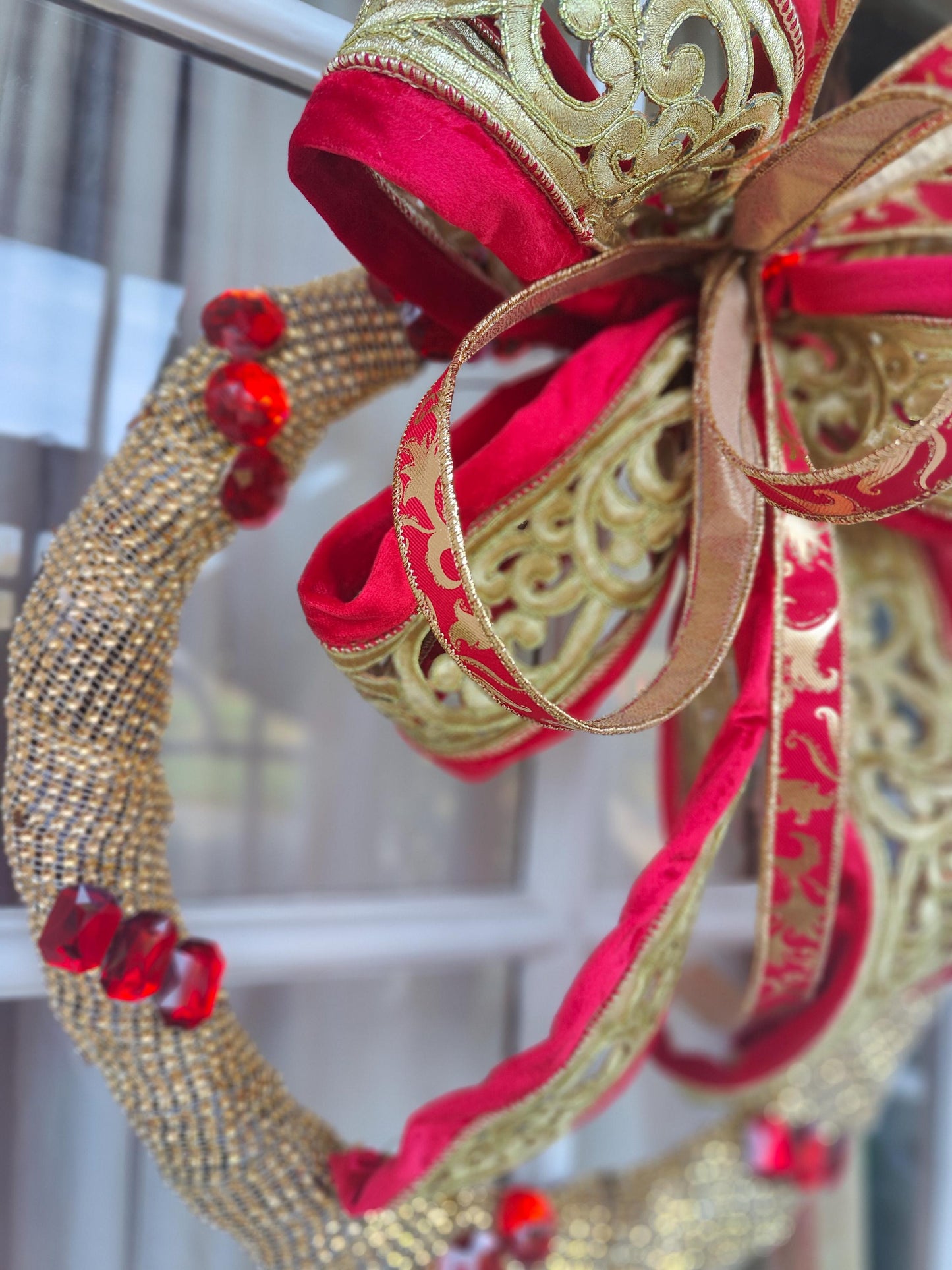 Gold and red wreath Christmas wreath diamante jewels gems