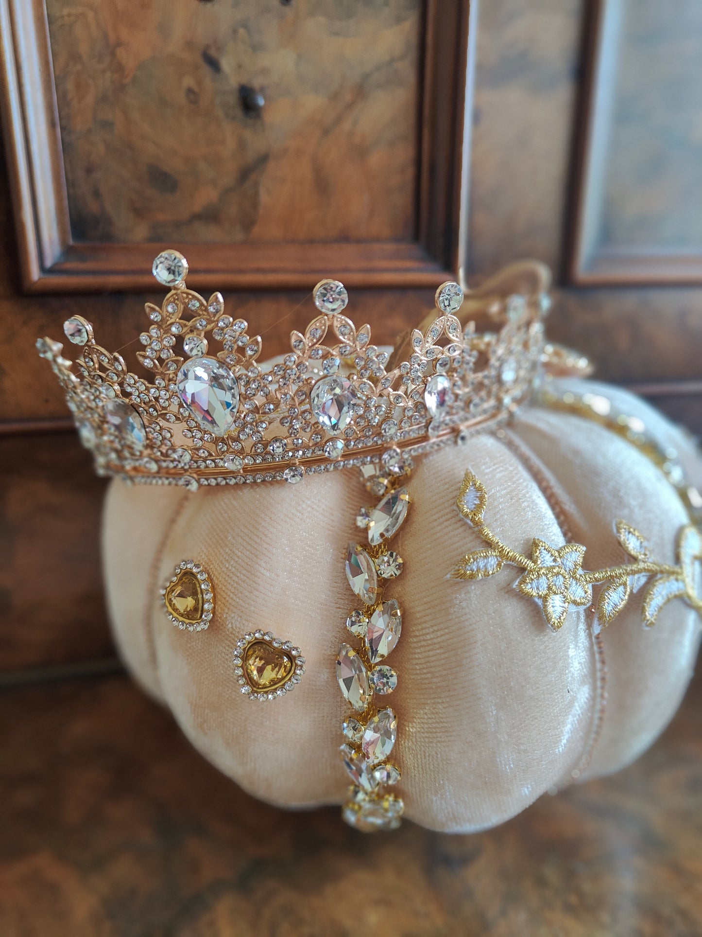 Pumpkin Cinderella cream velvet Autumn decor display centrepiece Bling tablecentre decoration embellished with jewels gems