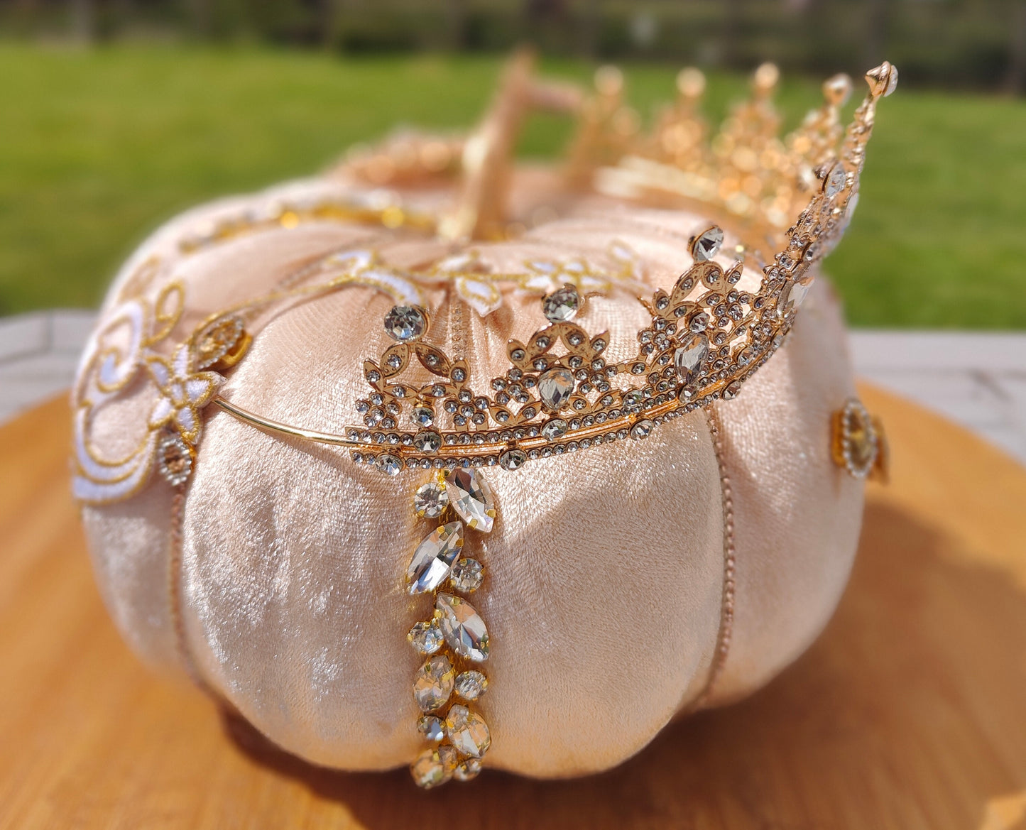 Pumpkin Cinderella cream velvet Autumn decor display centrepiece Bling tablecentre decoration embellished with jewels gems