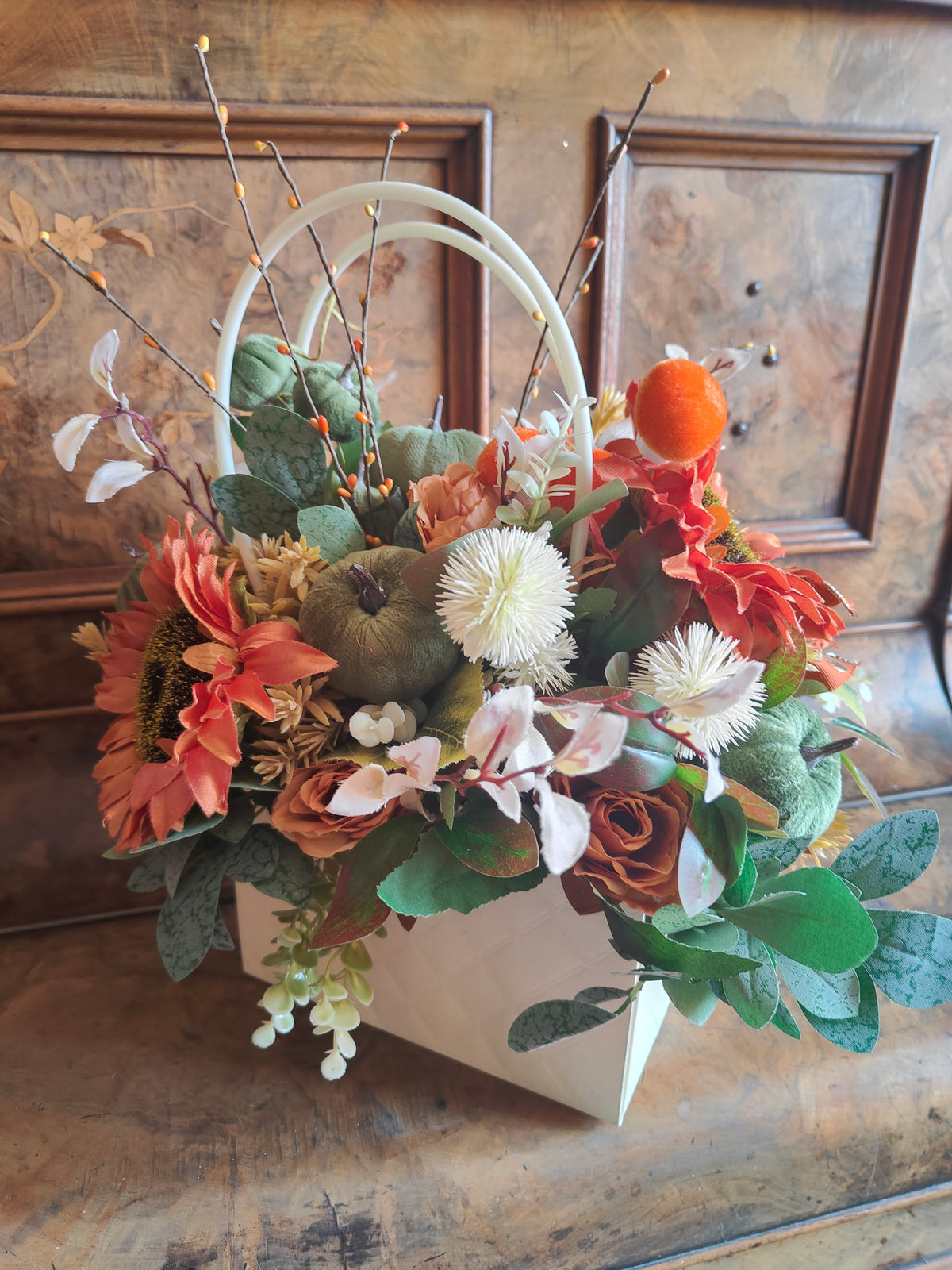 Autumn arrangement handbag decor Autumn colours