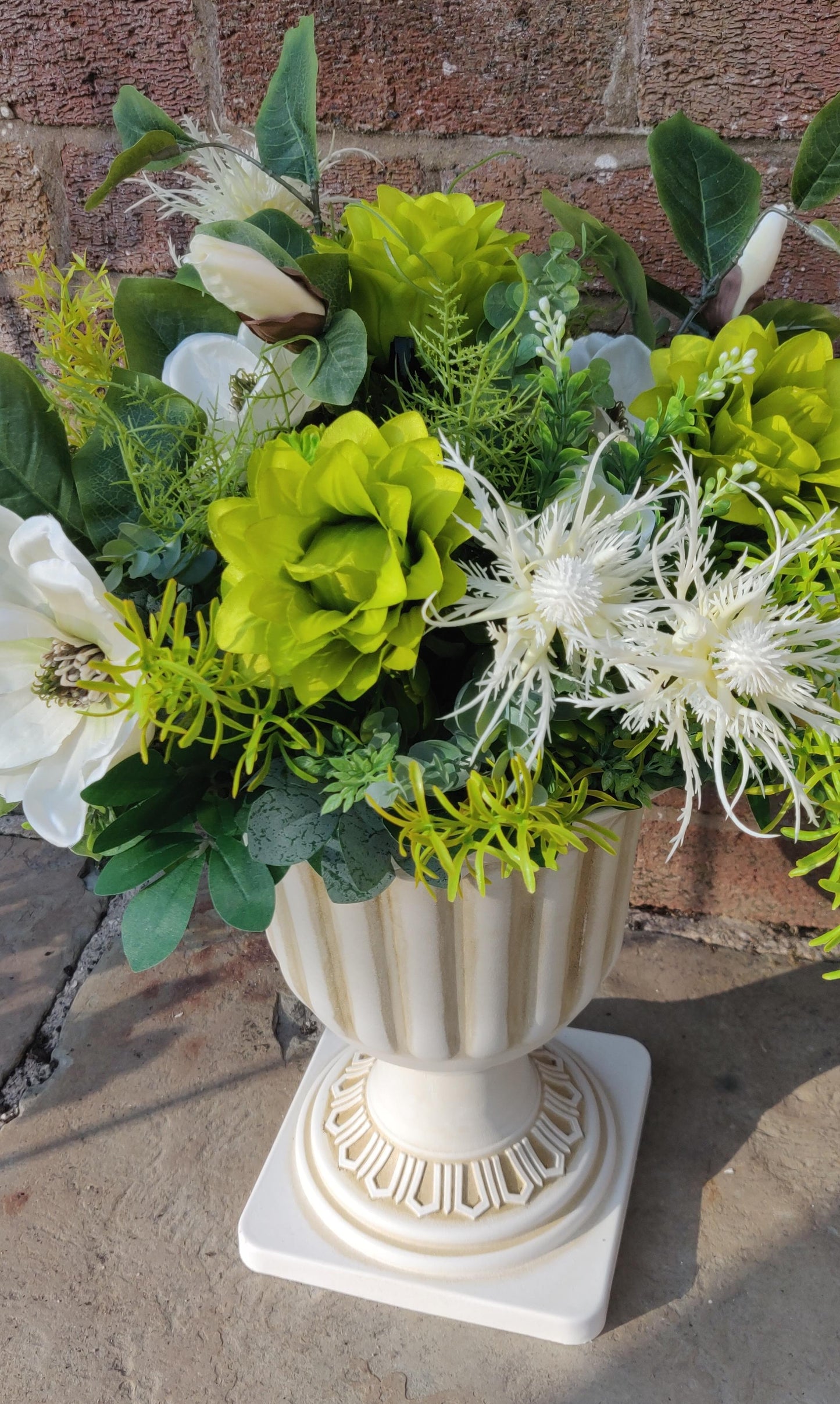 Large artificial flowers planter centrepiece display large roses wedding party display tablecentre