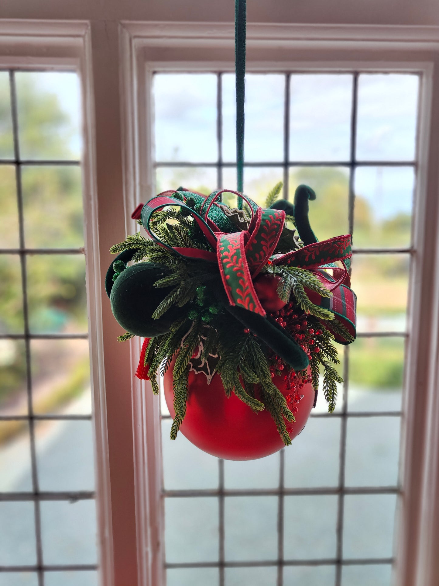 Bauble large decorated hanging red Christmas bauble 20cm