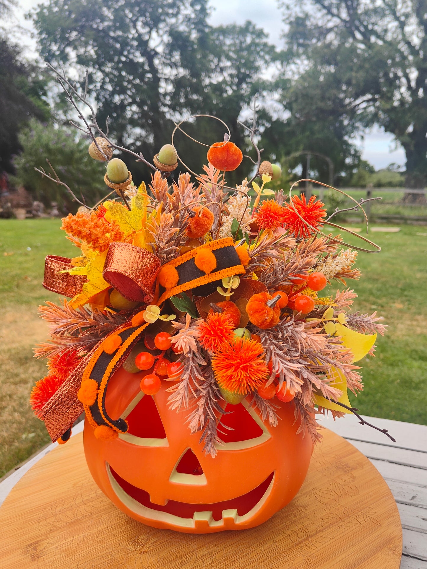 Autumn Pumpkin centrepiece tablecentre flower arrangement Halloween decor