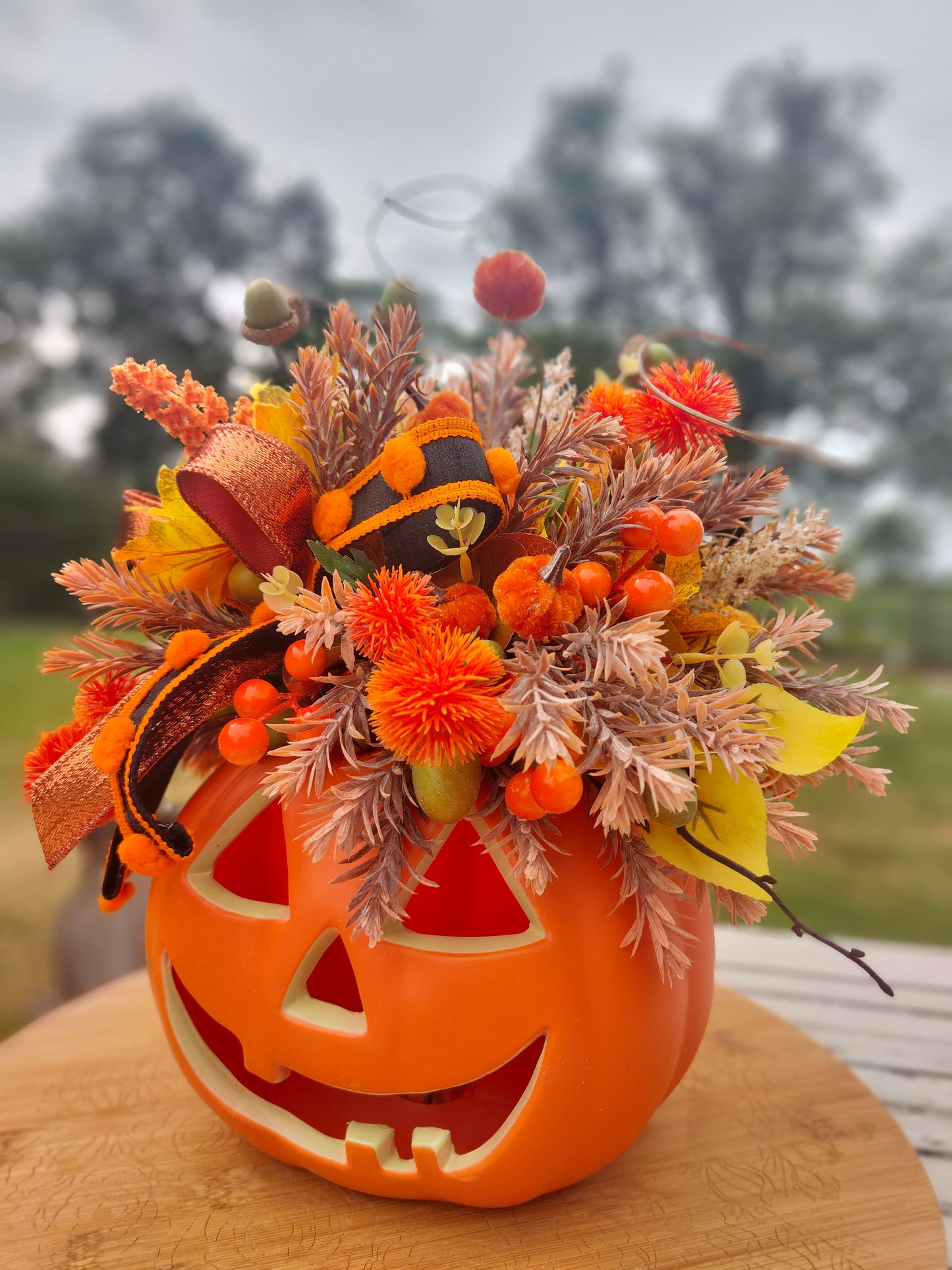 Autumn Pumpkin centrepiece tablecentre flower arrangement Halloween decor