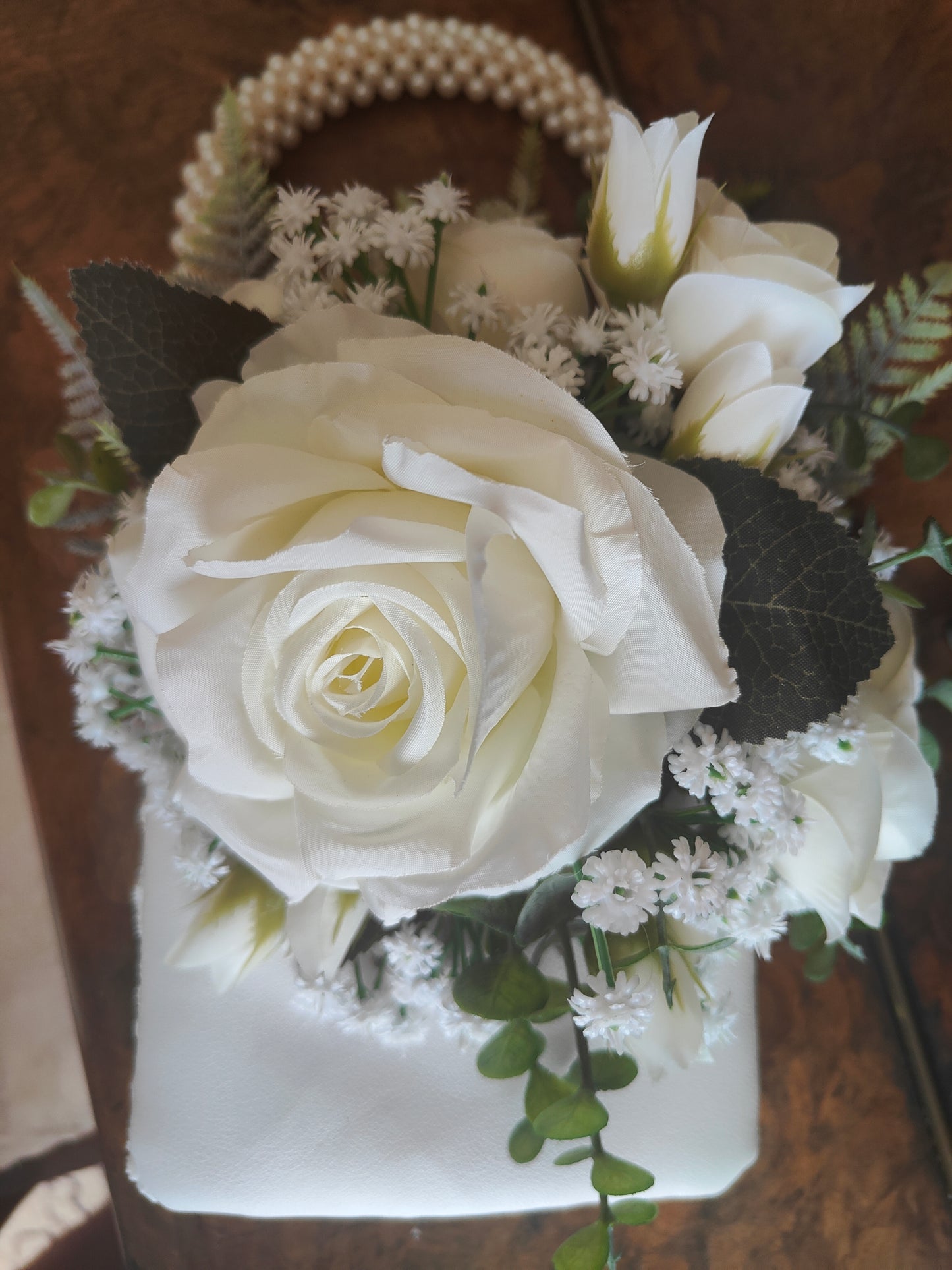 Bridesmaid handbag bouquet wedding flowers mobile phone holder