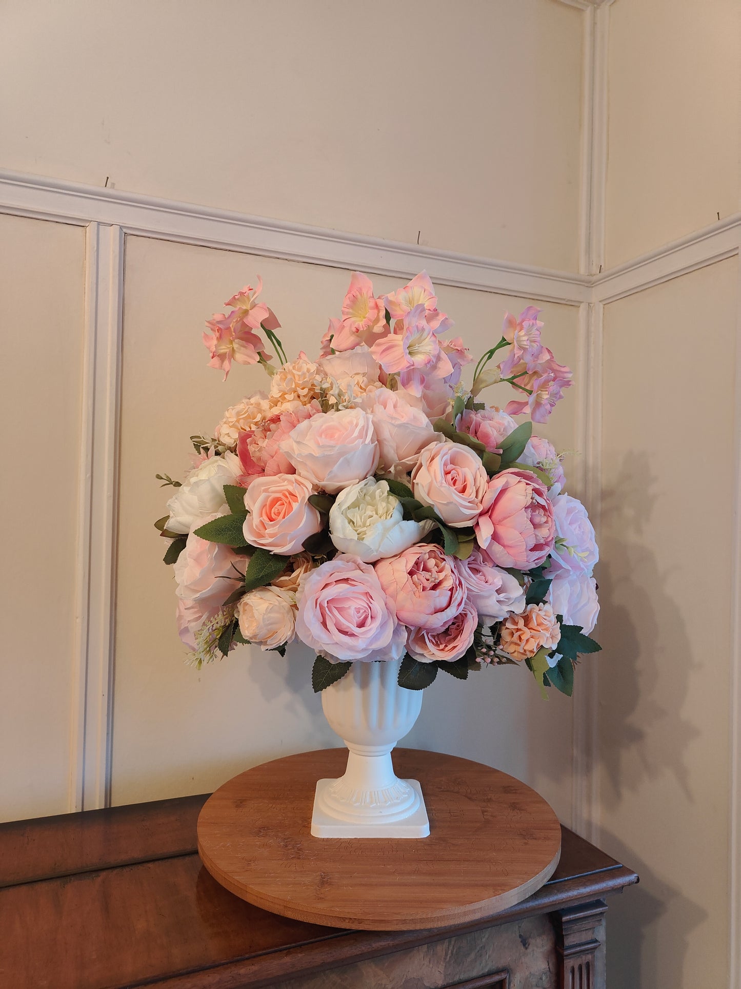 Large artificial flowers planter centrepiece display large roses wedding party display tablecentre