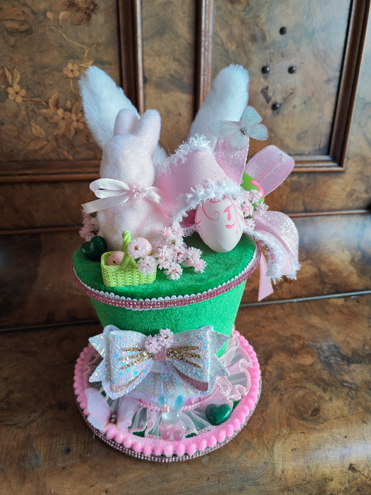 Easter centrepiece decoration bunny top hat