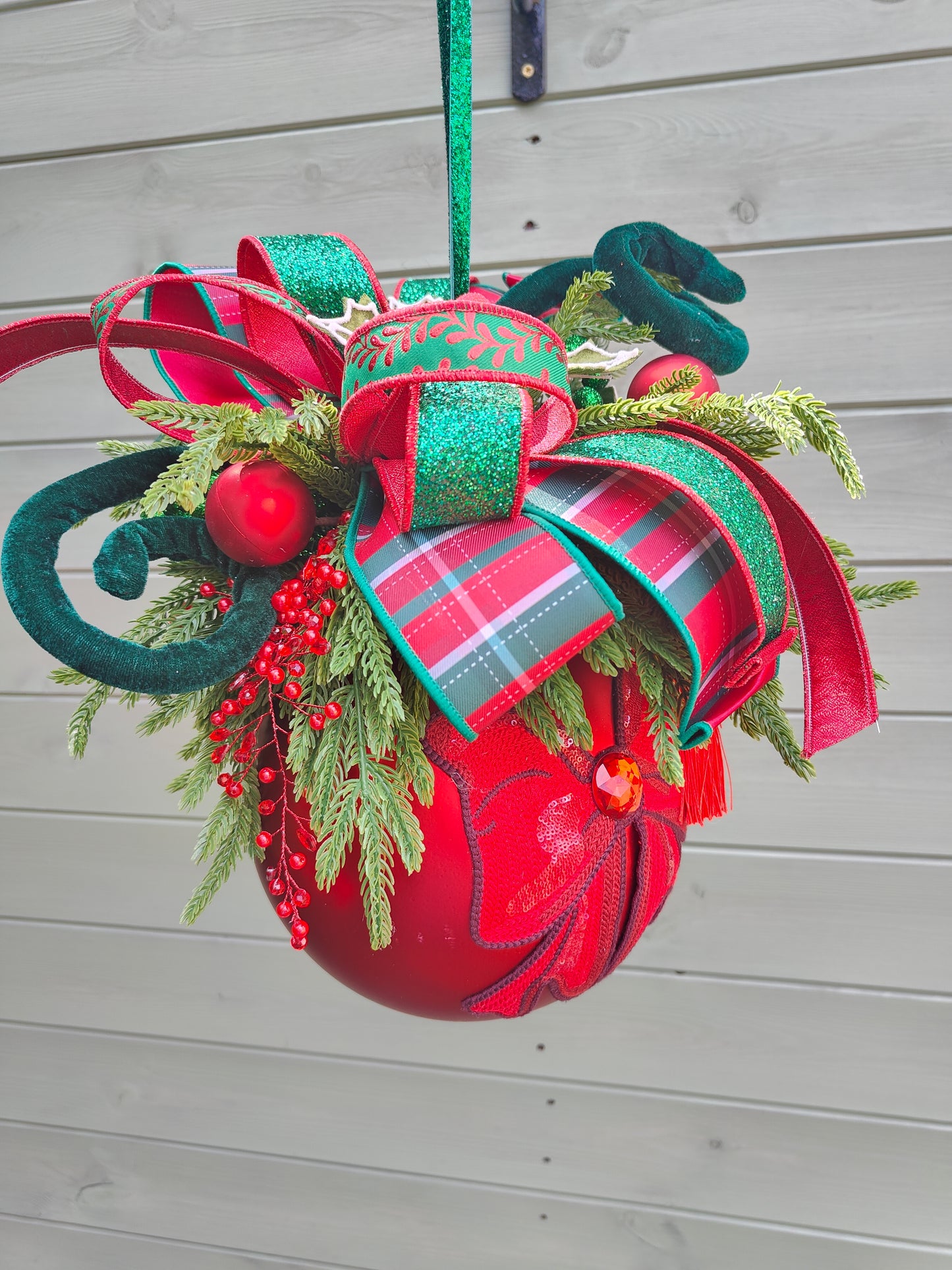 Bauble large decorated hanging red Christmas bauble 20cm
