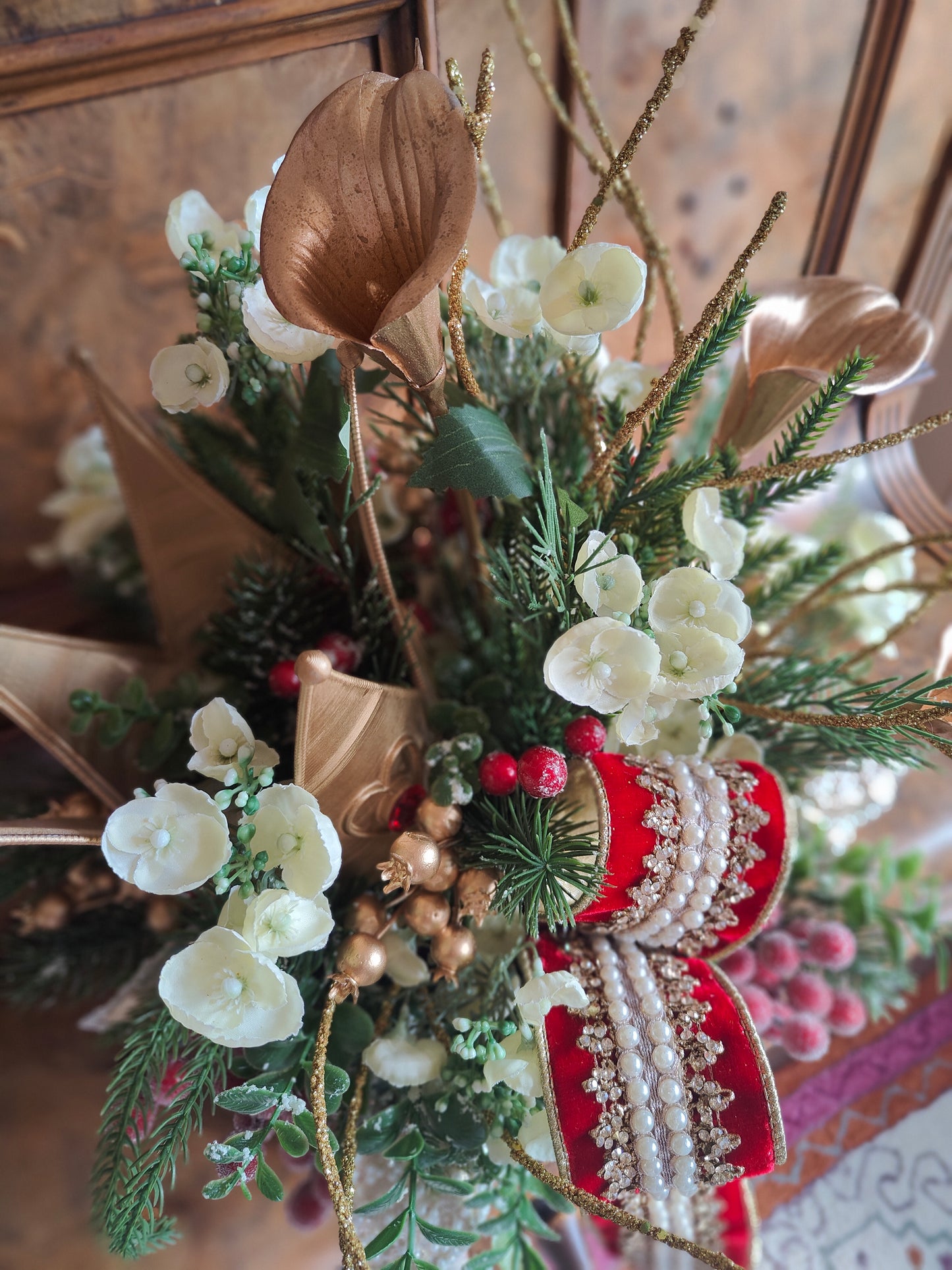 Christmas tablecentre luxury ivory red gold arrangement centrepiece