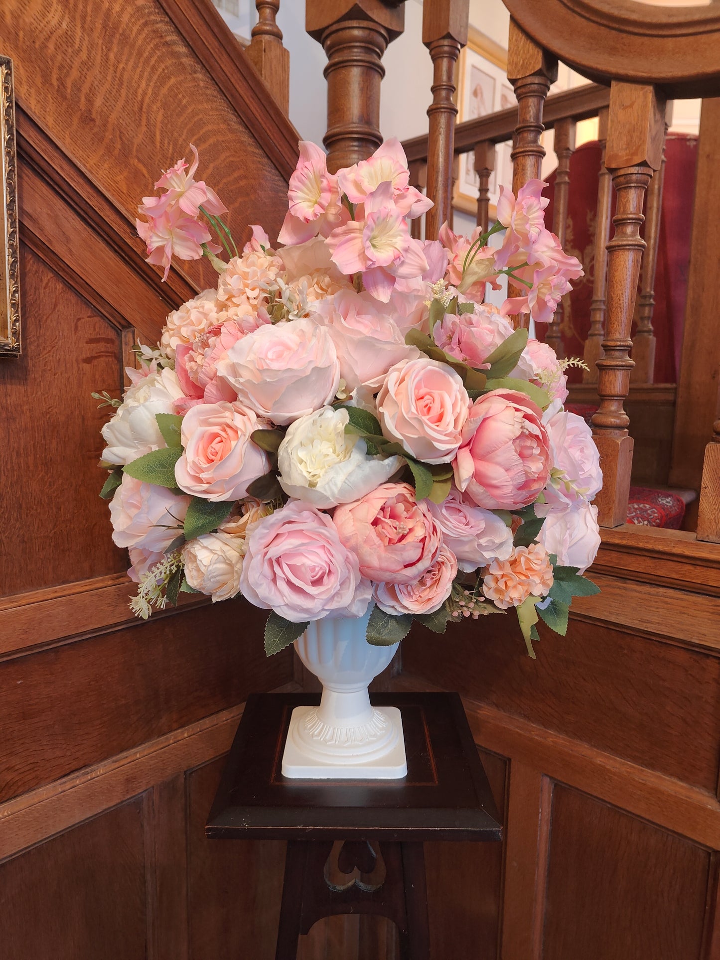 Large artificial flowers planter centrepiece display large roses wedding party display tablecentre