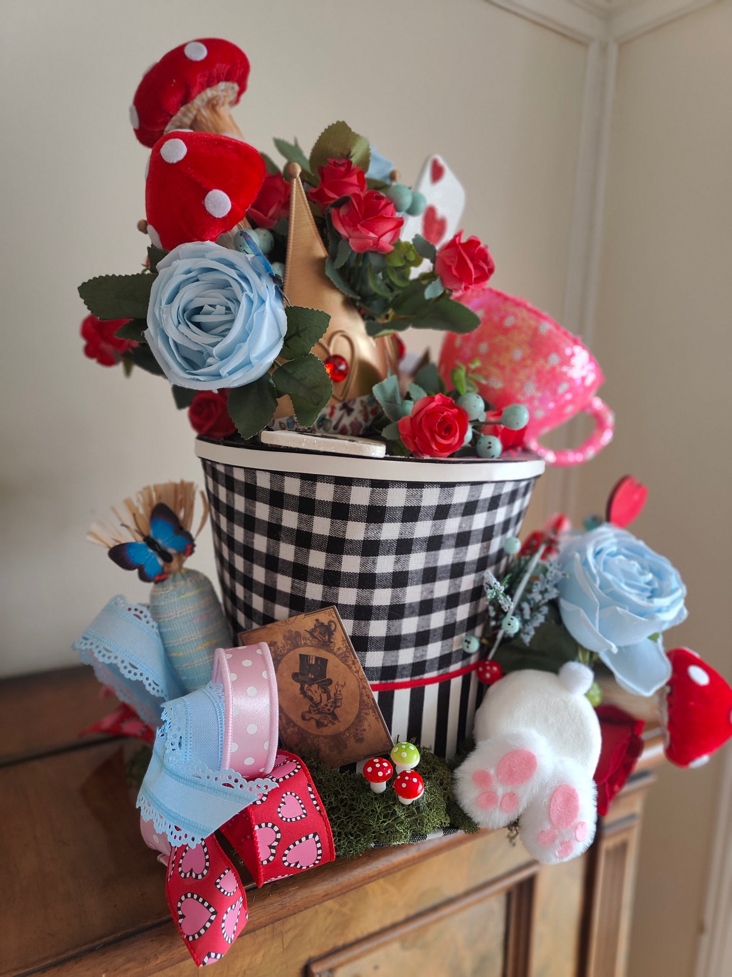 Alice in Wonderland centrepiece ornament party decoration theme top hat blue and red Mad Hatter wedding decor