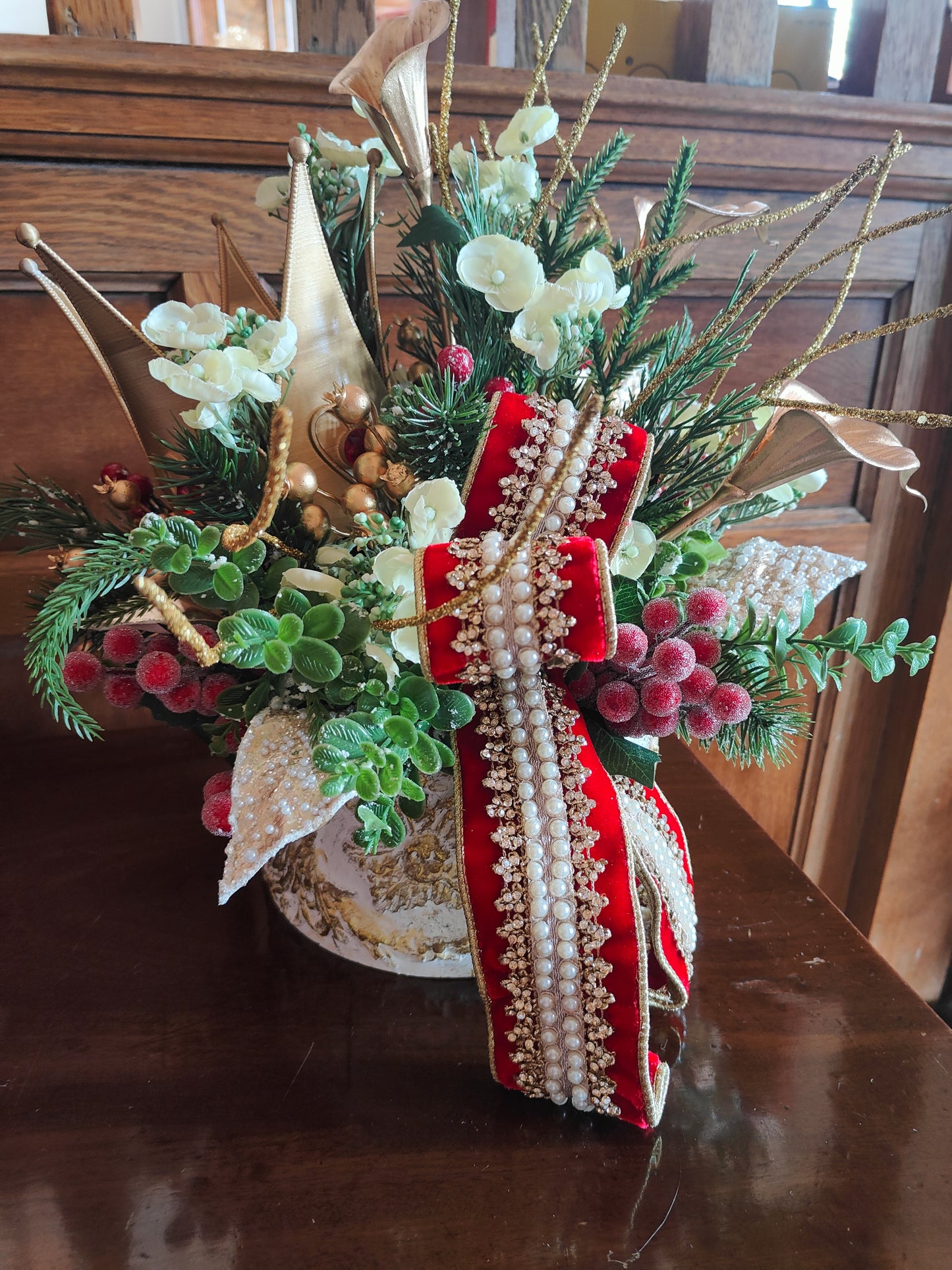 Christmas tablecentre luxury ivory red gold arrangement centrepiece