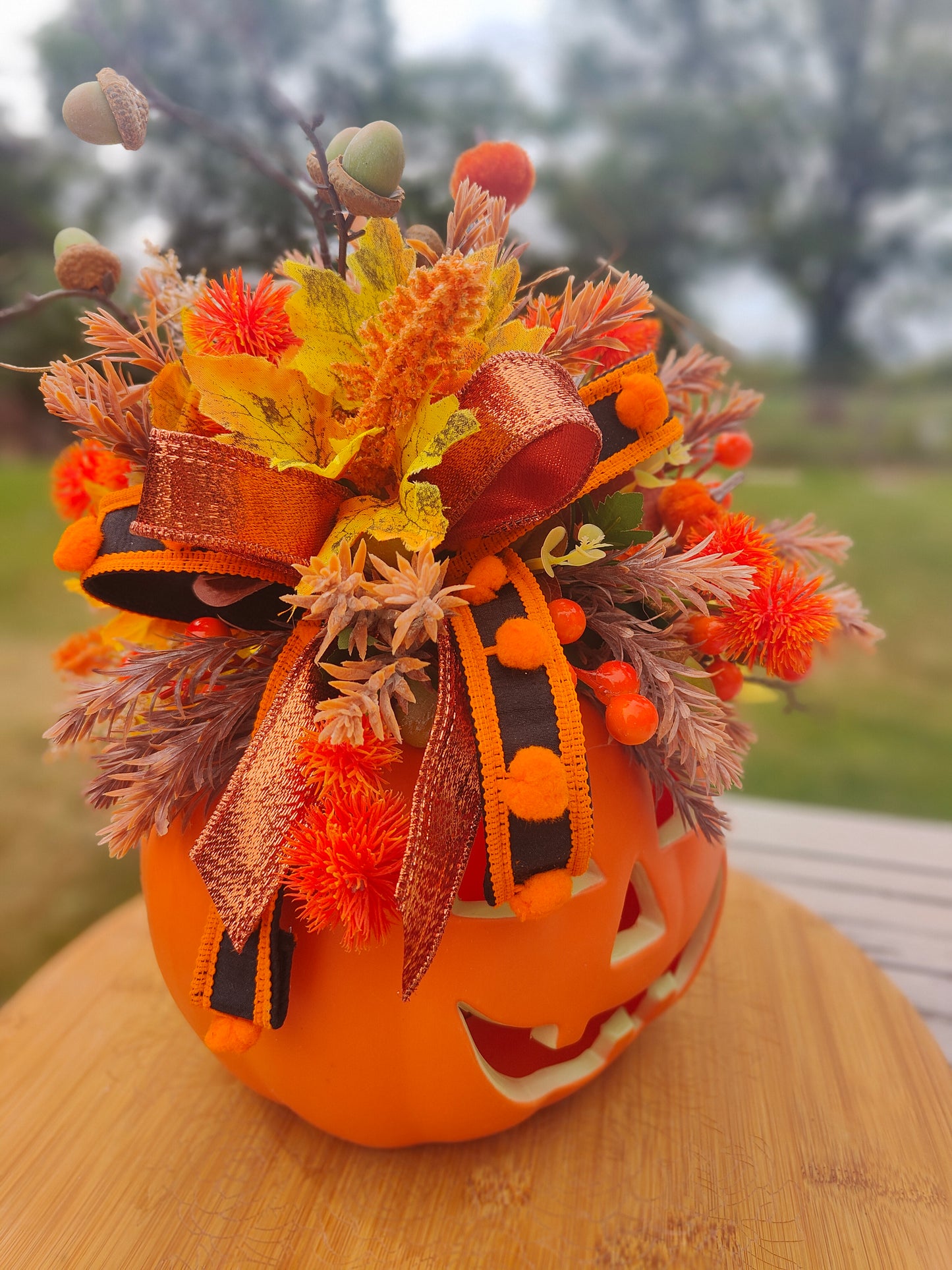 Autumn Pumpkin centrepiece tablecentre flower arrangement Halloween decor