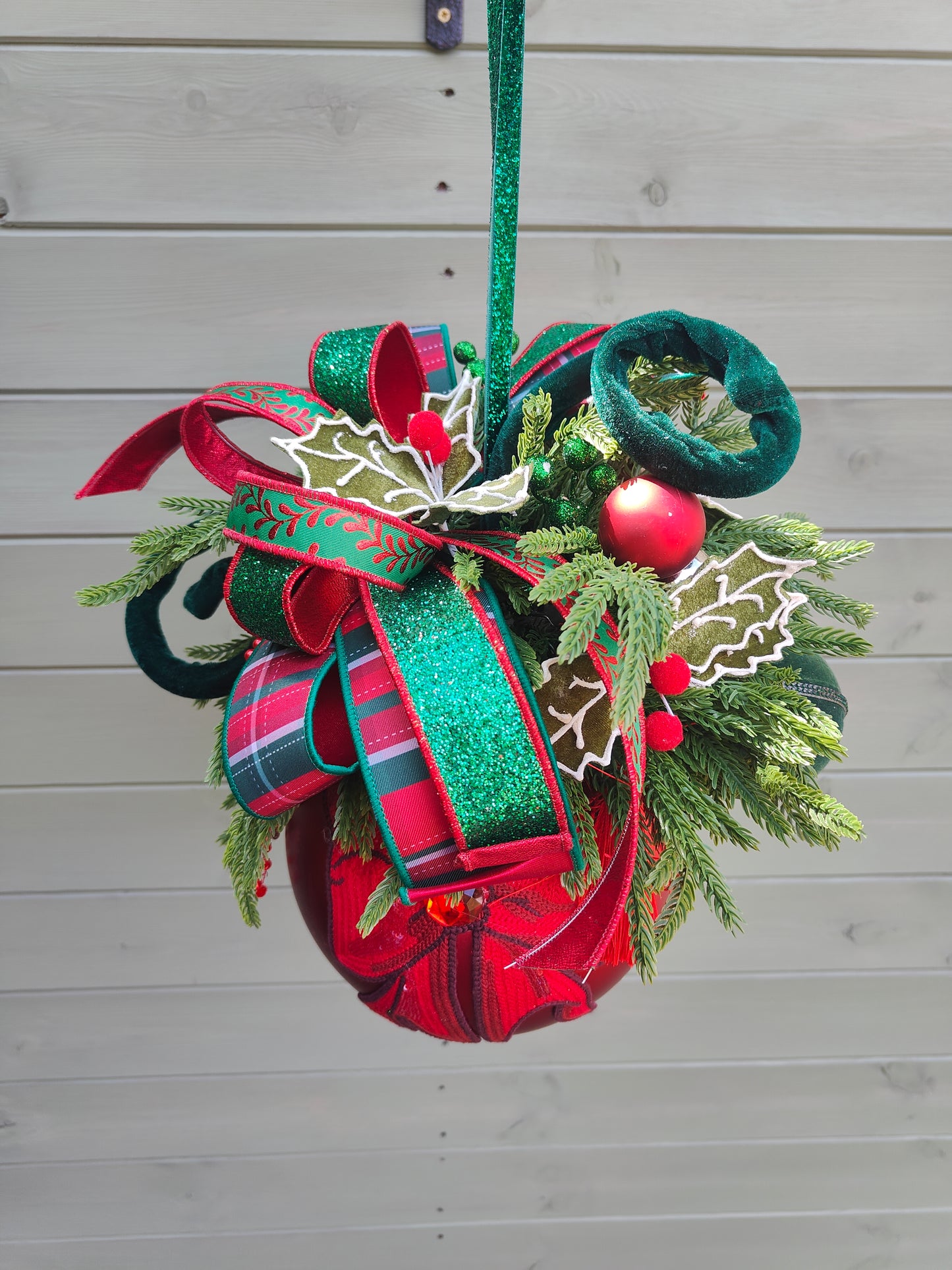Bauble large decorated hanging red Christmas bauble 20cm