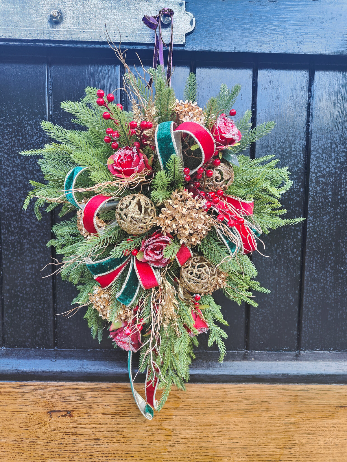Traditional Christmas wreath swag